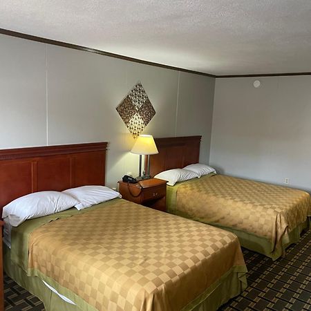 Bedford Inn เอลค์ซิตี้ ภายนอก รูปภาพ