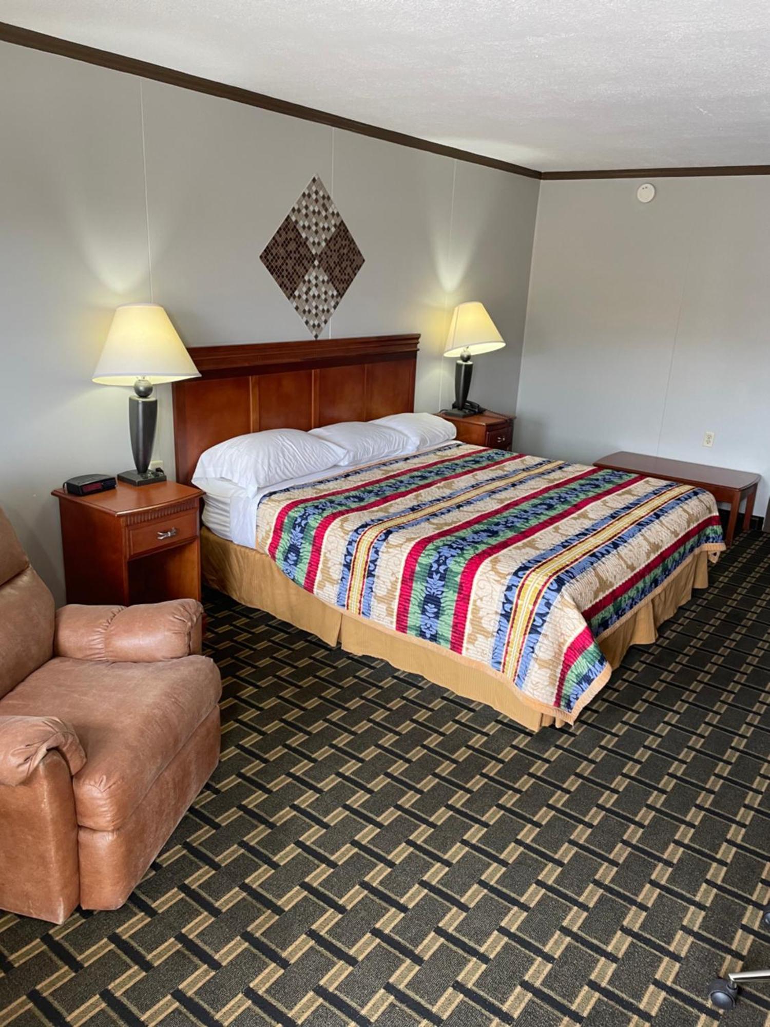 Bedford Inn เอลค์ซิตี้ ภายนอก รูปภาพ