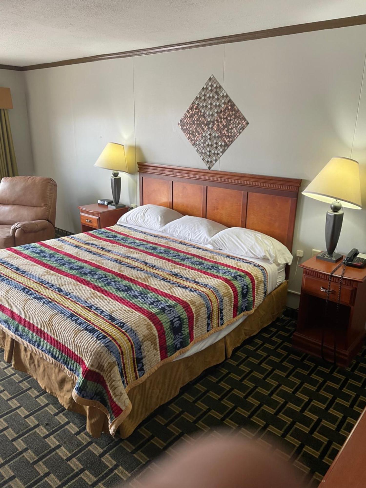Bedford Inn เอลค์ซิตี้ ภายนอก รูปภาพ